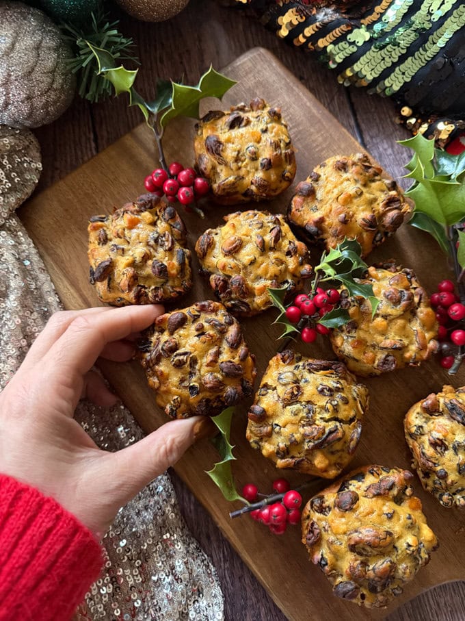 Three Ingredient Mini Christmas Cakes