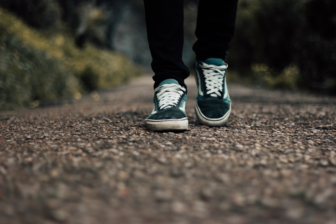How to Choose the Best Shoes for Arch Support: A 7-Point Checklist for 2025