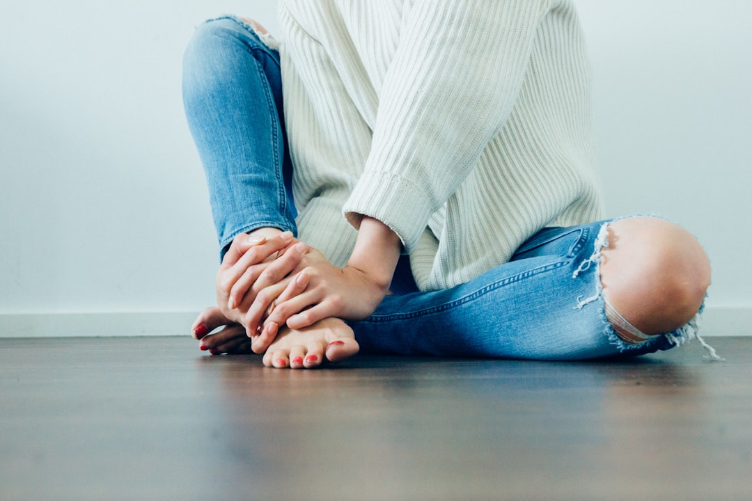 Foot Pain While Walking? 7 Common Causes and How to Find Relief in 2025